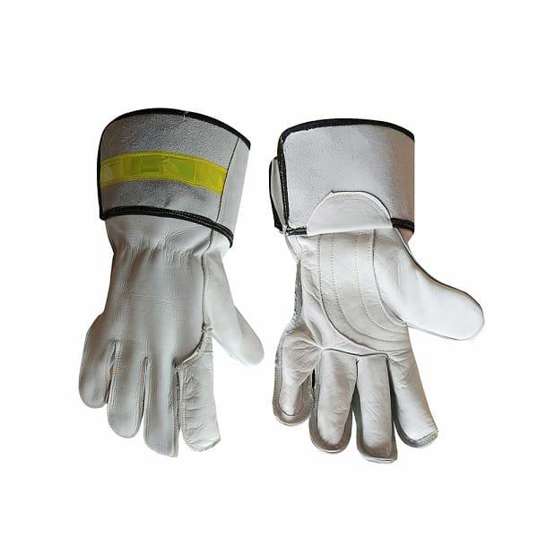 Linesman glove with 3.5" cuff